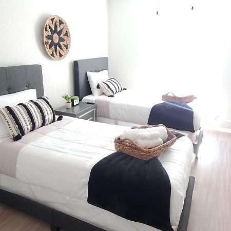 Fashionable Stylish Apartment Х'юстон Екстер'єр фото